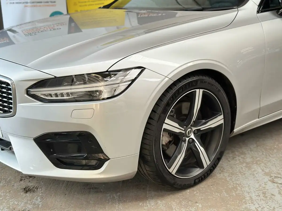 2020-volvo-v90-20td-d5-r-design-plus-big-26