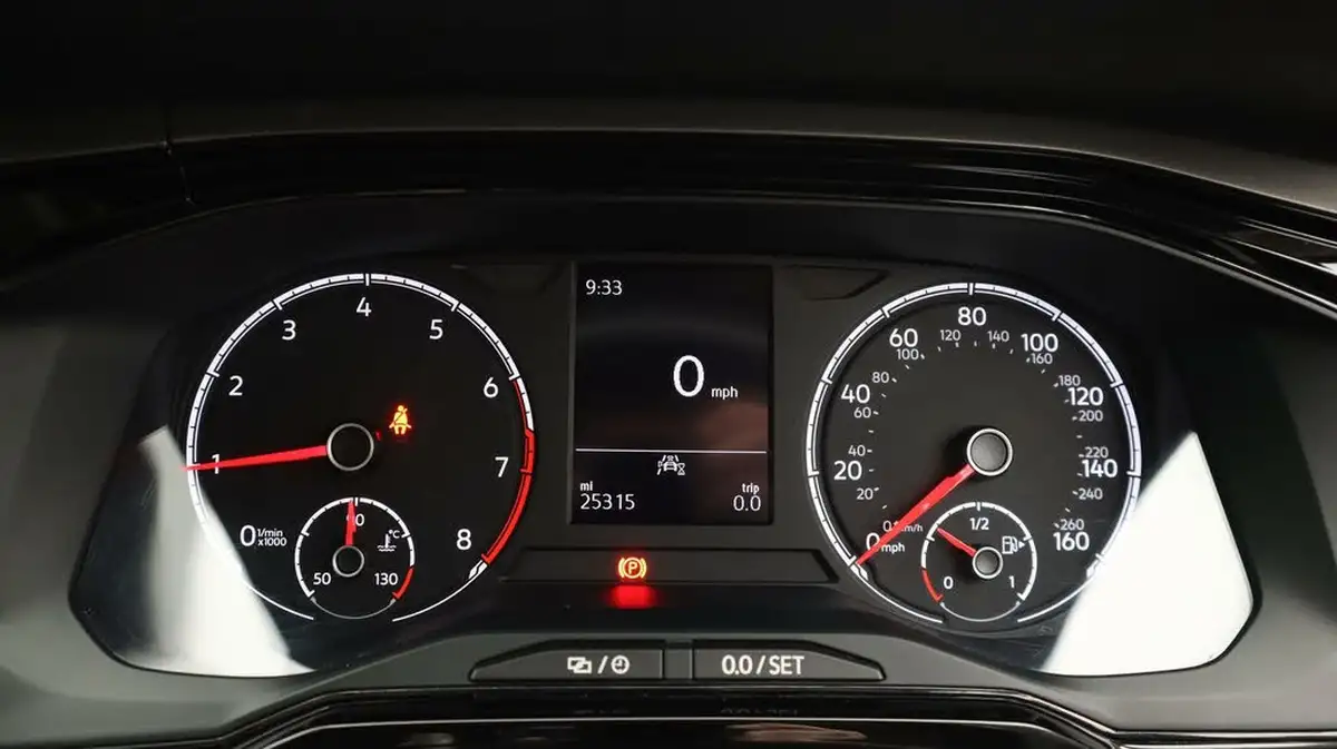 2021-volkswagen-polo-10-match-big-10