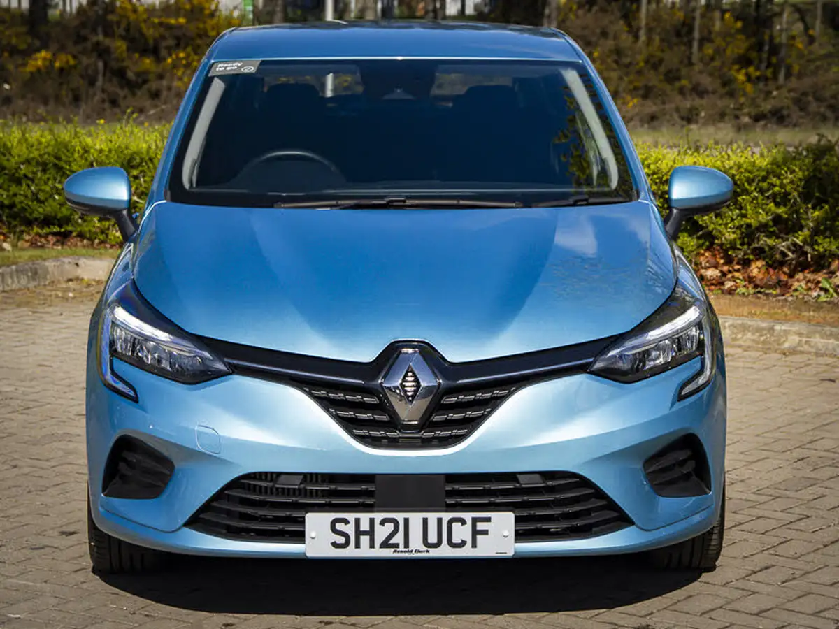 2021-renault-clio-10-tce-iconic-90ps-big-7