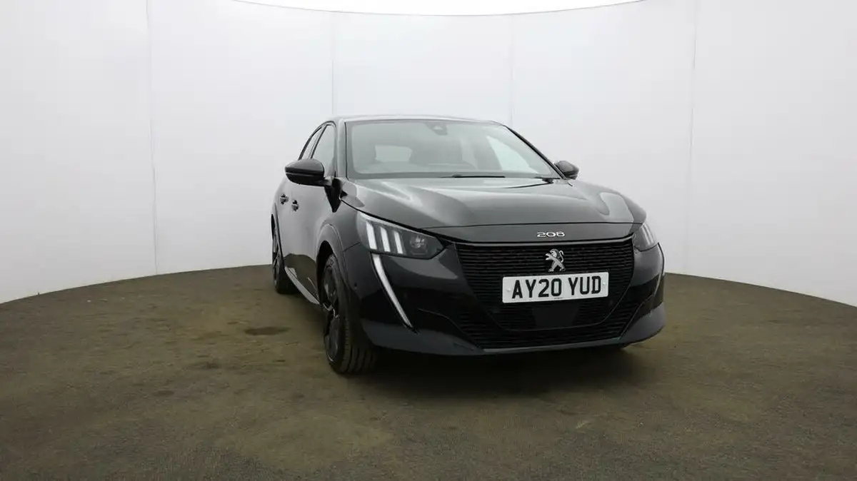 2020-peugeot-208-e-gt-big-36