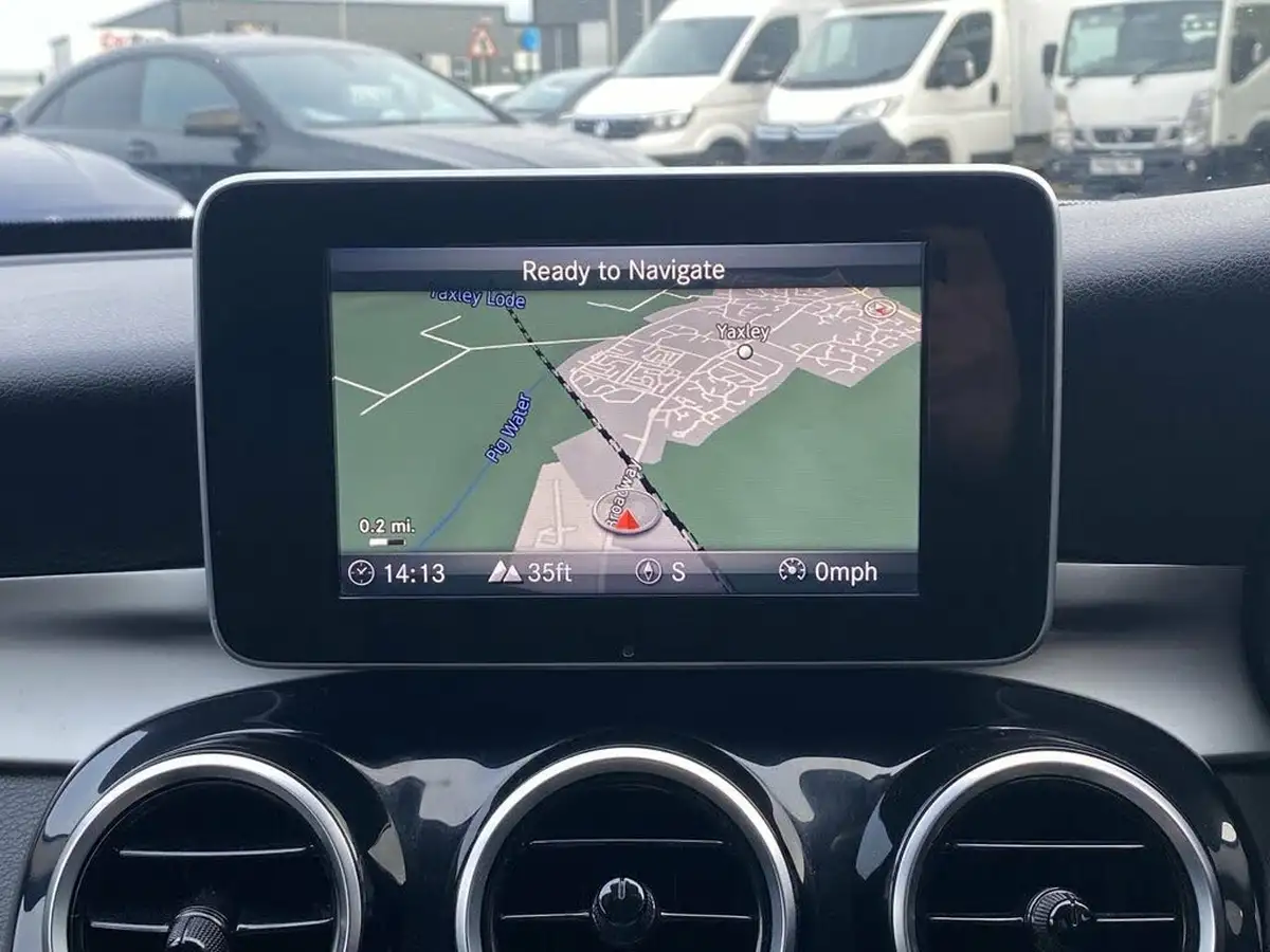 2018-mercedes-benz-c-class-20-c200-se-executive-edition-estate-5d-9g-tronic-plus-big-42