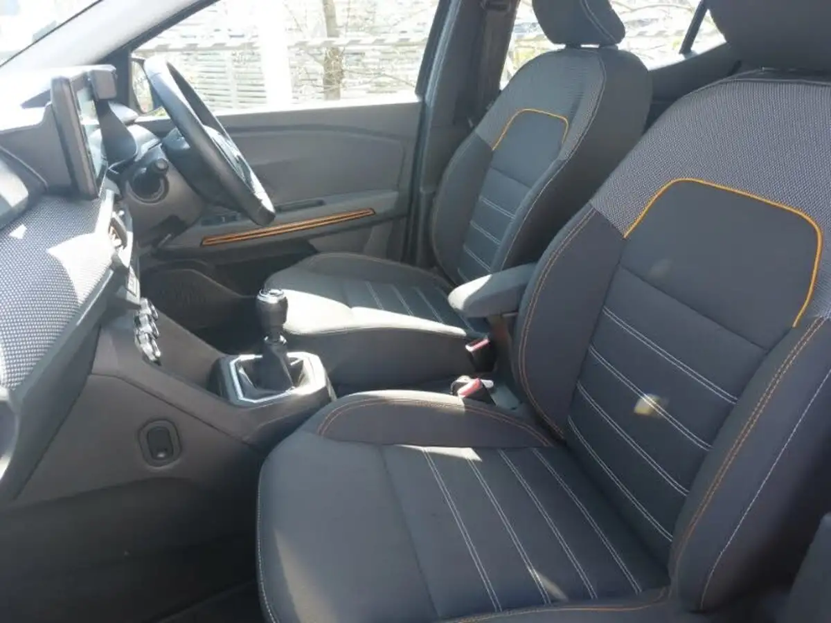 2022-dacia-sandero-stepway-10-tce-prestige-90bhp-big-4
