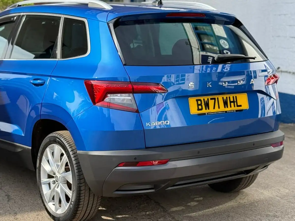 2021-skoda-karoq-15-tsi-se-l-big-26