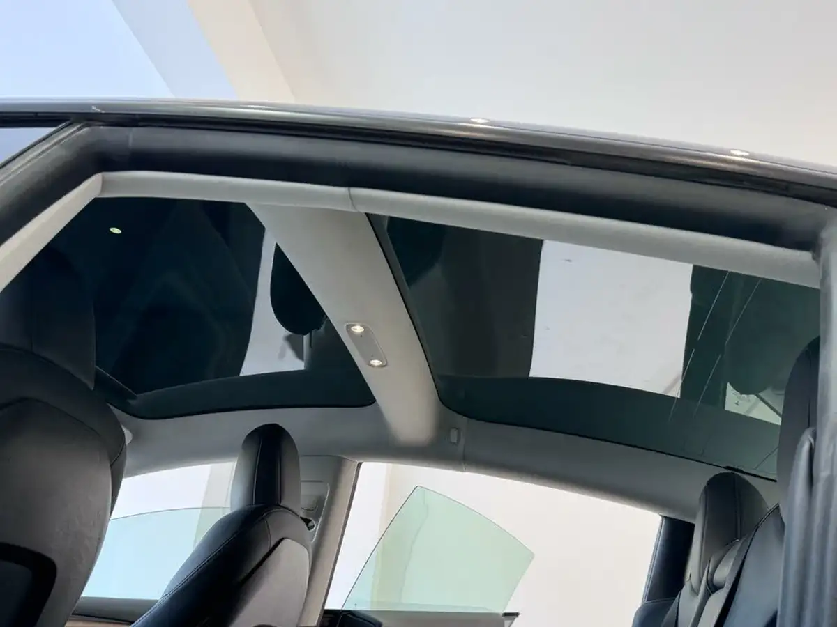 2021-tesla-model-3-e-long-range-4x4-big-10
