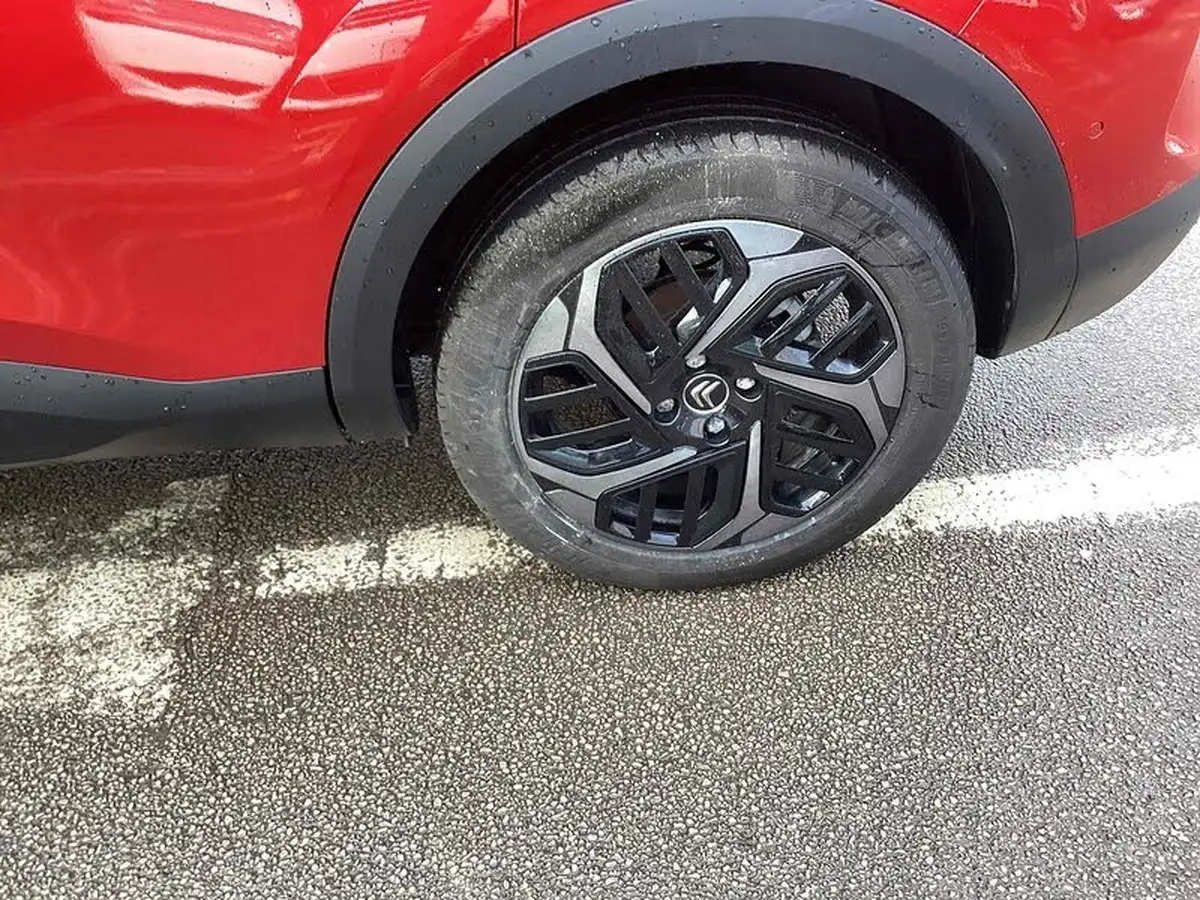 2021-citroen-c4-12-puretech-shine-plus-130ps-big-20