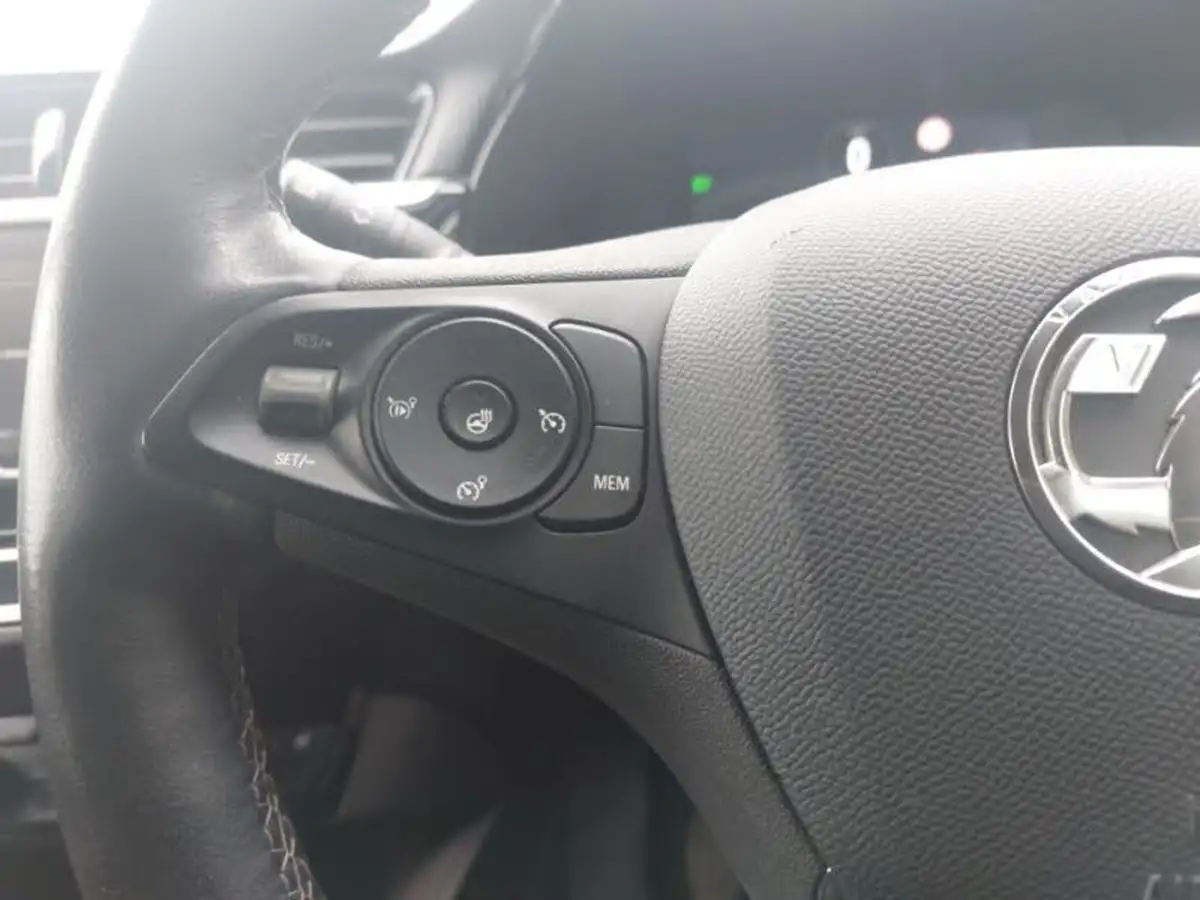 2021-vauxhall-corsa-12-turbo-elite-big-12