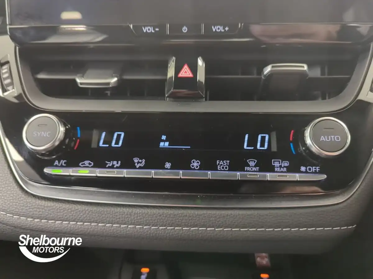 2024-toyota-corolla-18-vvt-i-icon-touring-sports-big-27