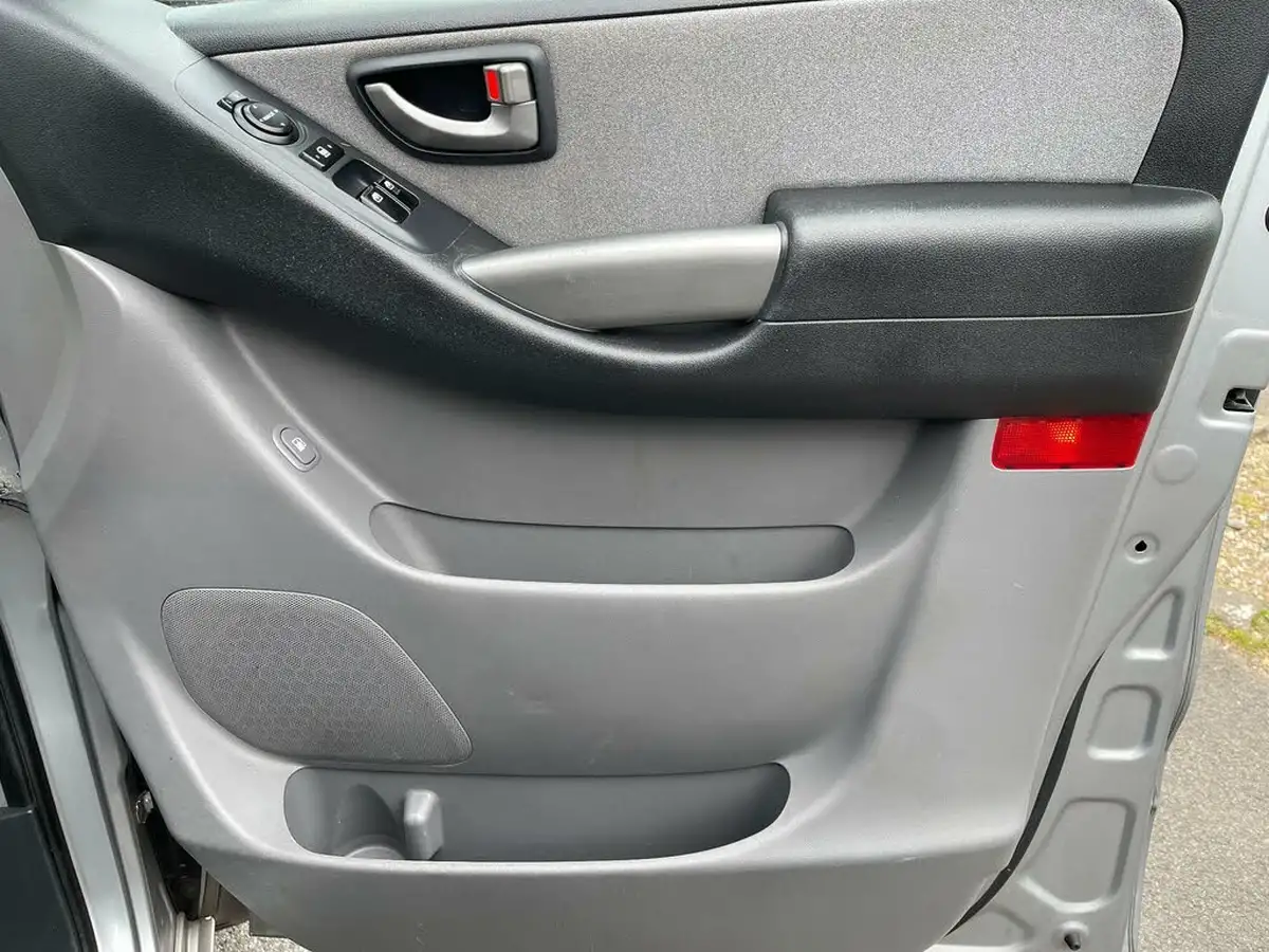 2019-hyundai-i800-25crdi-se-nav-136ps-big-27