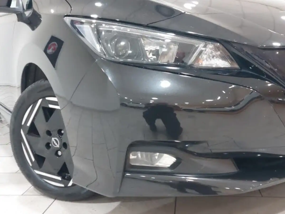 2023-nissan-leaf-e-acenta-39kwh-big-8