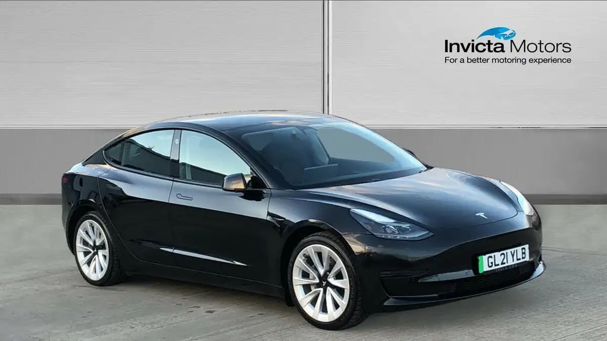 2021-tesla-model-3-e-standard-plus-big-0