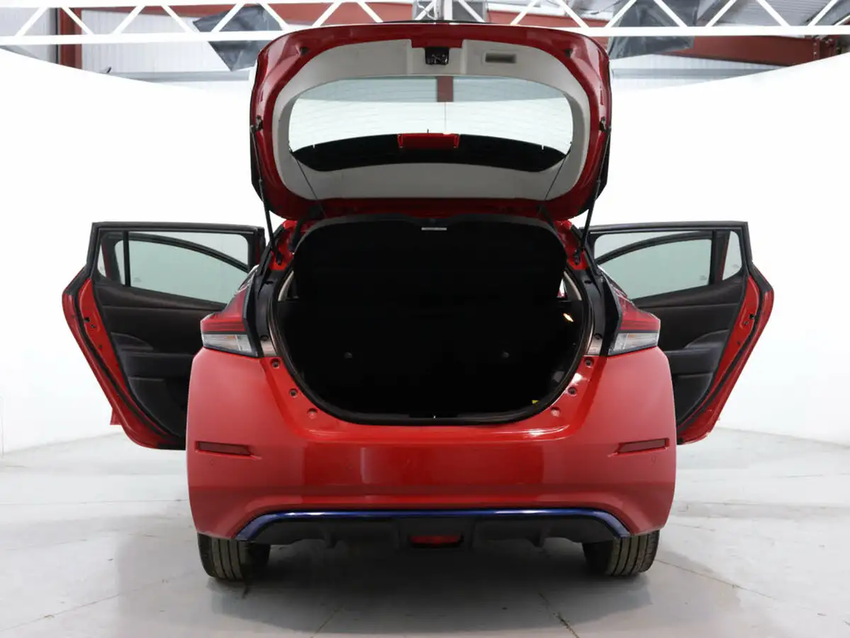 2019-nissan-leaf-e-n-connecta-big-44
