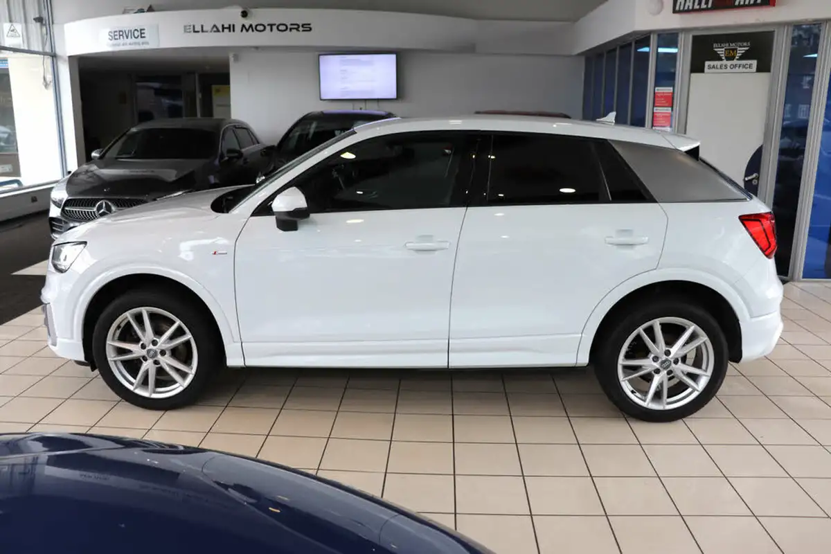 2018-audi-q2-14-tfsi-s-line-big-4