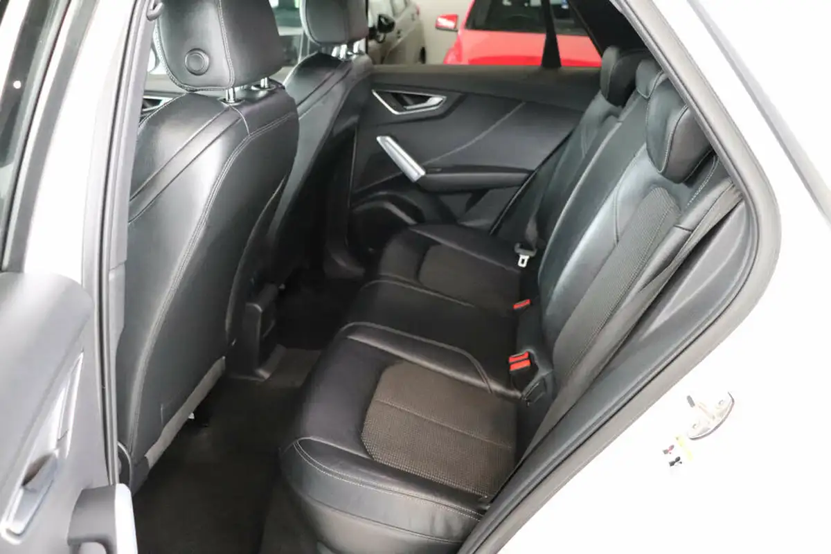2018-audi-q2-14-tfsi-s-line-big-26
