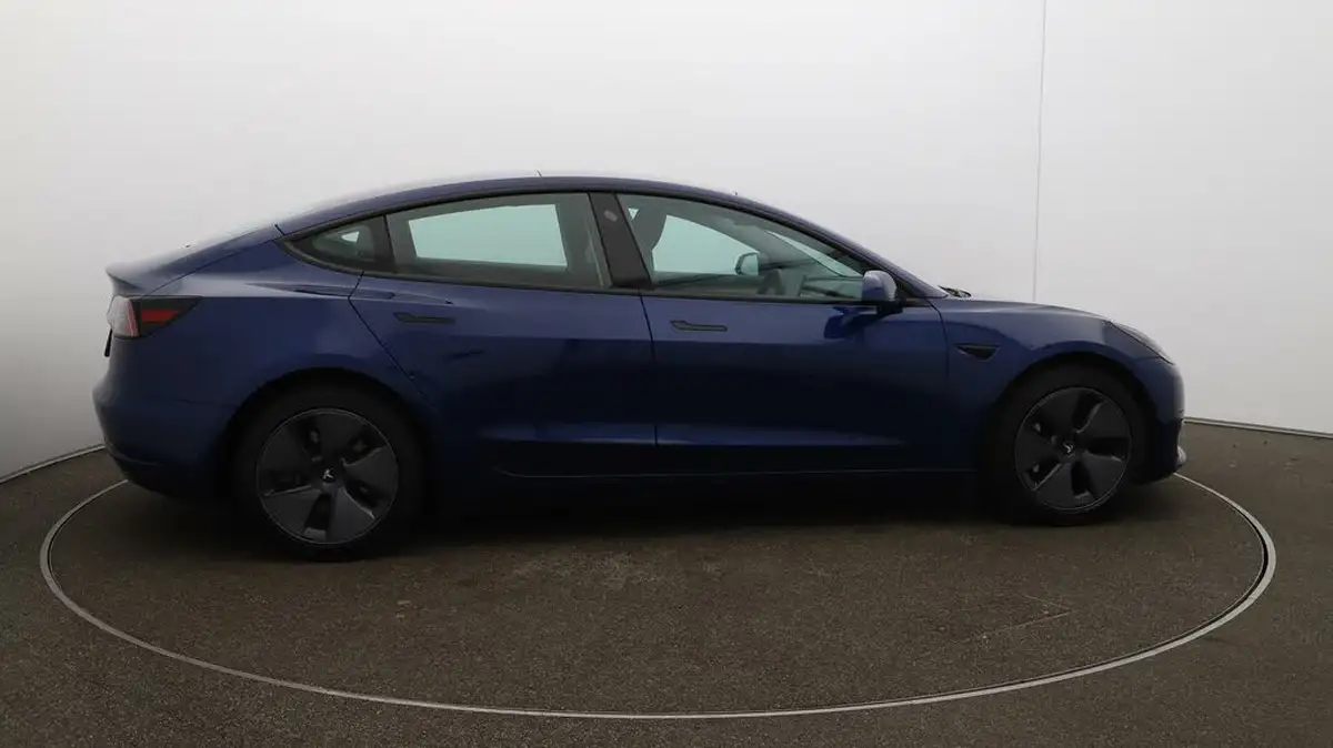 2021-tesla-model-3-e-standard-plus-big-8
