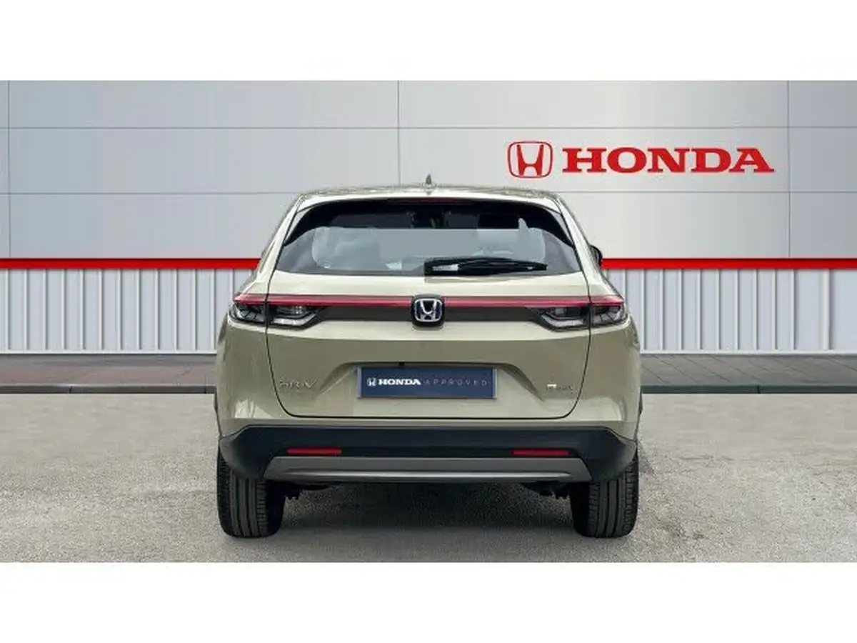 2024-honda-hr-v-15-i-mmd-elegance-big-6