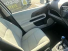 2014-toyota-yaris-small-22