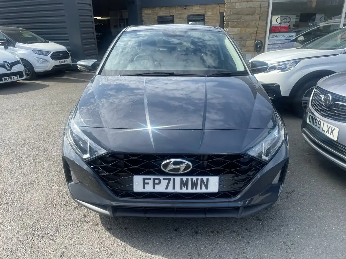 2021-hyundai-i20-10-t-gdi-element-big-1
