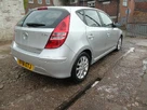 2011-hyundai-i30-16td-comfort-115ps-hatchback-small-6