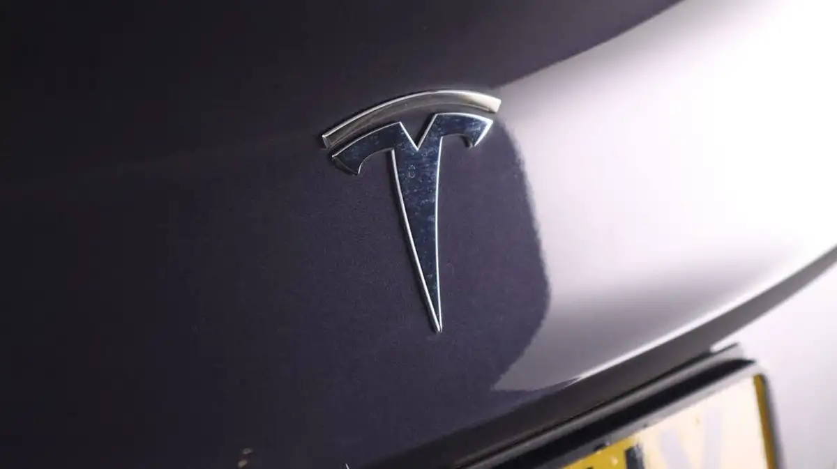 2021-tesla-model-3-e-long-range-awd-big-20