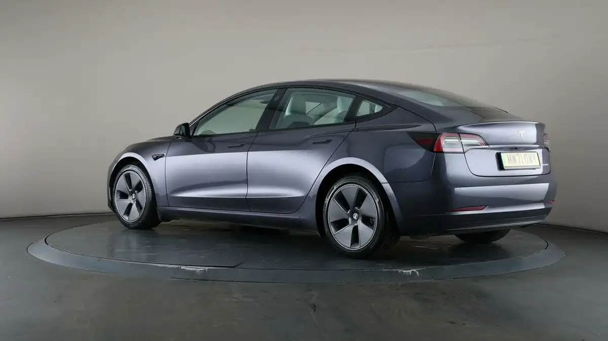 2021-tesla-model-3-e-long-range-awd-big-65