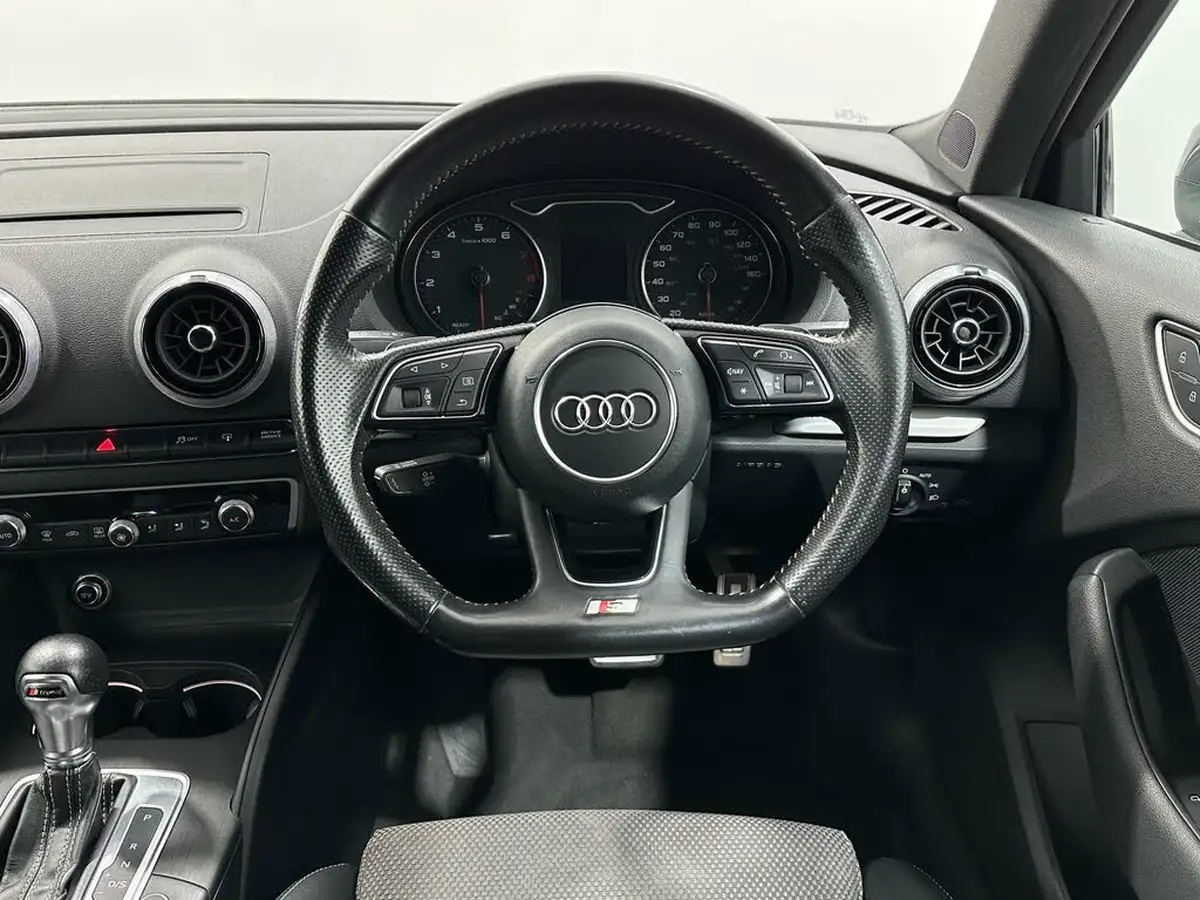 2017-audi-a3-20-tfsi-quattro-s-line-190ps-sportback-5d-big-10