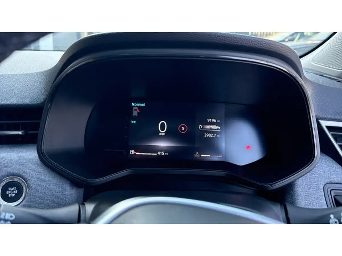 2024-renault-clio-10-tce-evolution-big-17