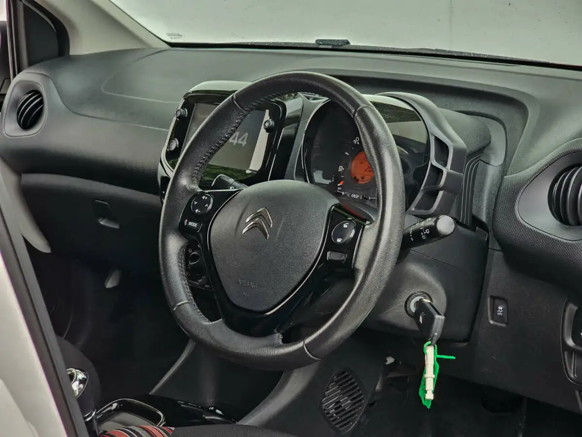 2018-citroen-c1-10-vti-flair-72ps-5d-etg-big-3