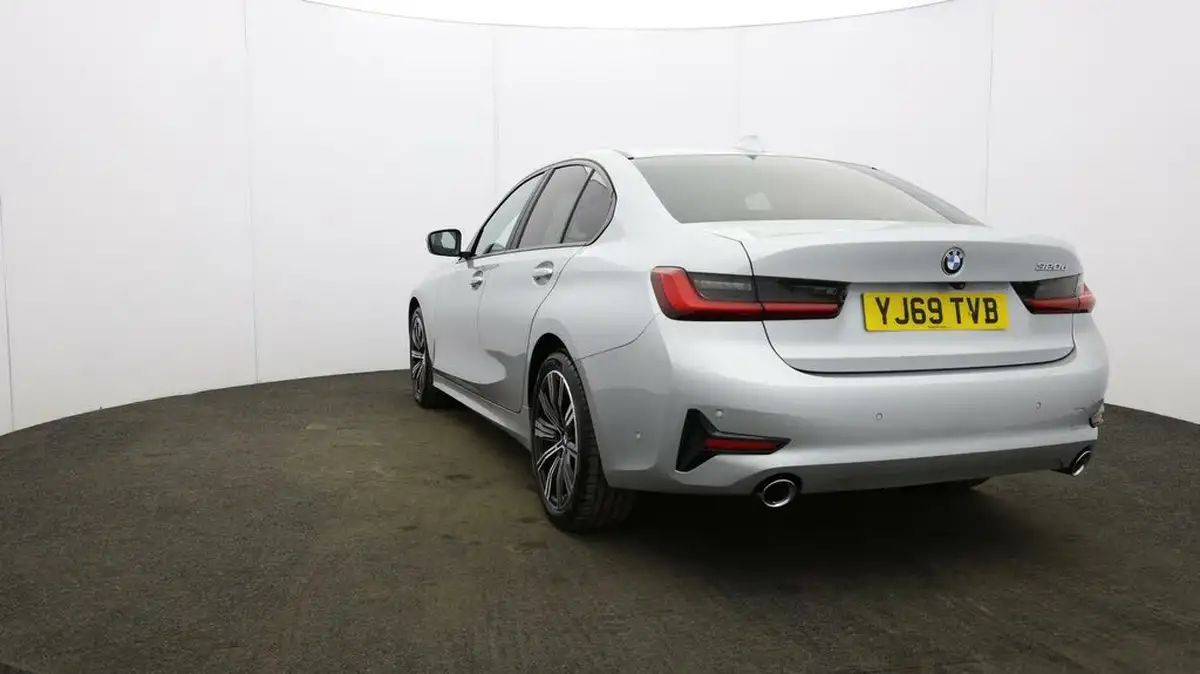 2020-bmw-3-series-20td-320d-se-saloon-4d-sport-auto-big-24