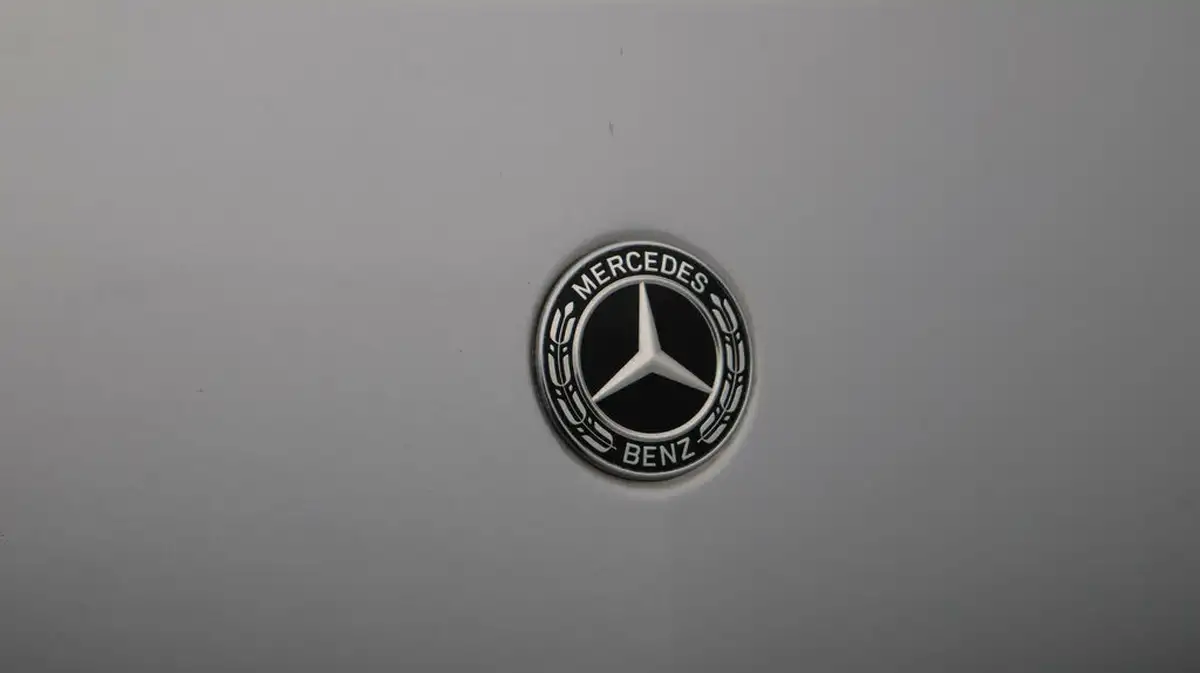 2020-mercedes-benz-a-class-13-a180-amg-line-executive-hatchback-5d-7g-dct-big-22