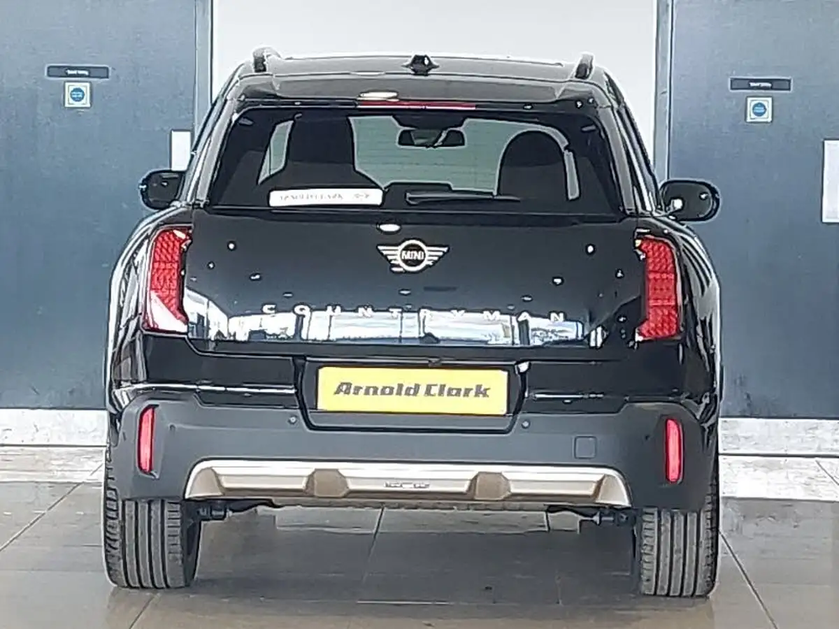 2024-mini-countryman-15-cooper-c-exclusive-big-14