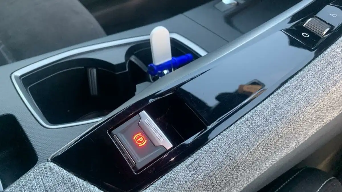 2024-peugeot-3008-suv-e-gt-big-20