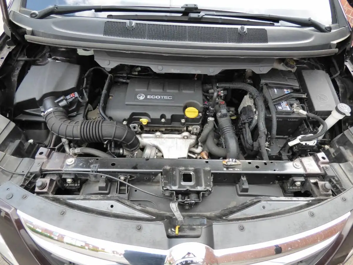 2015-vauxhall-zafira-tourer-14i-16v-turbo-exclusiv-big-22