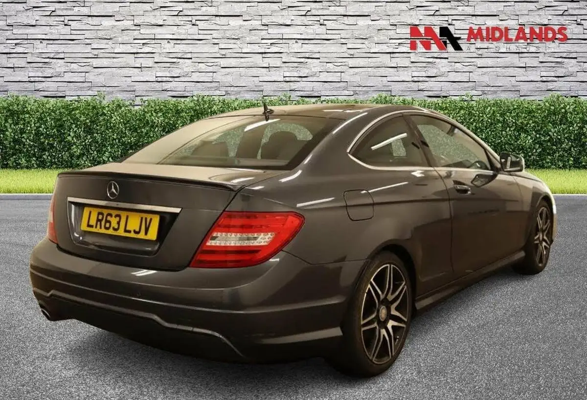 2013-mercedes-benz-c-class-21cdi-c220-cdi-amg-sport-plus-cdi-coupe-2d-7g-tronic-big-3