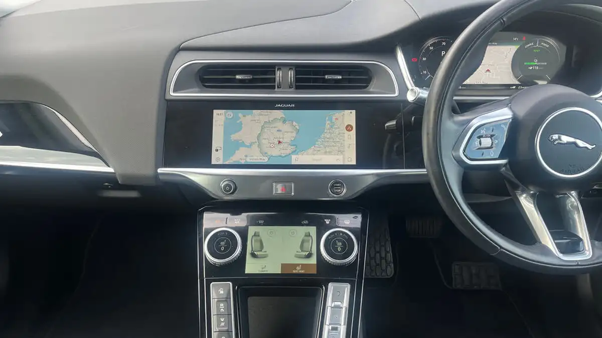 2022-jaguar-i-pace-ev400-hse-big-23