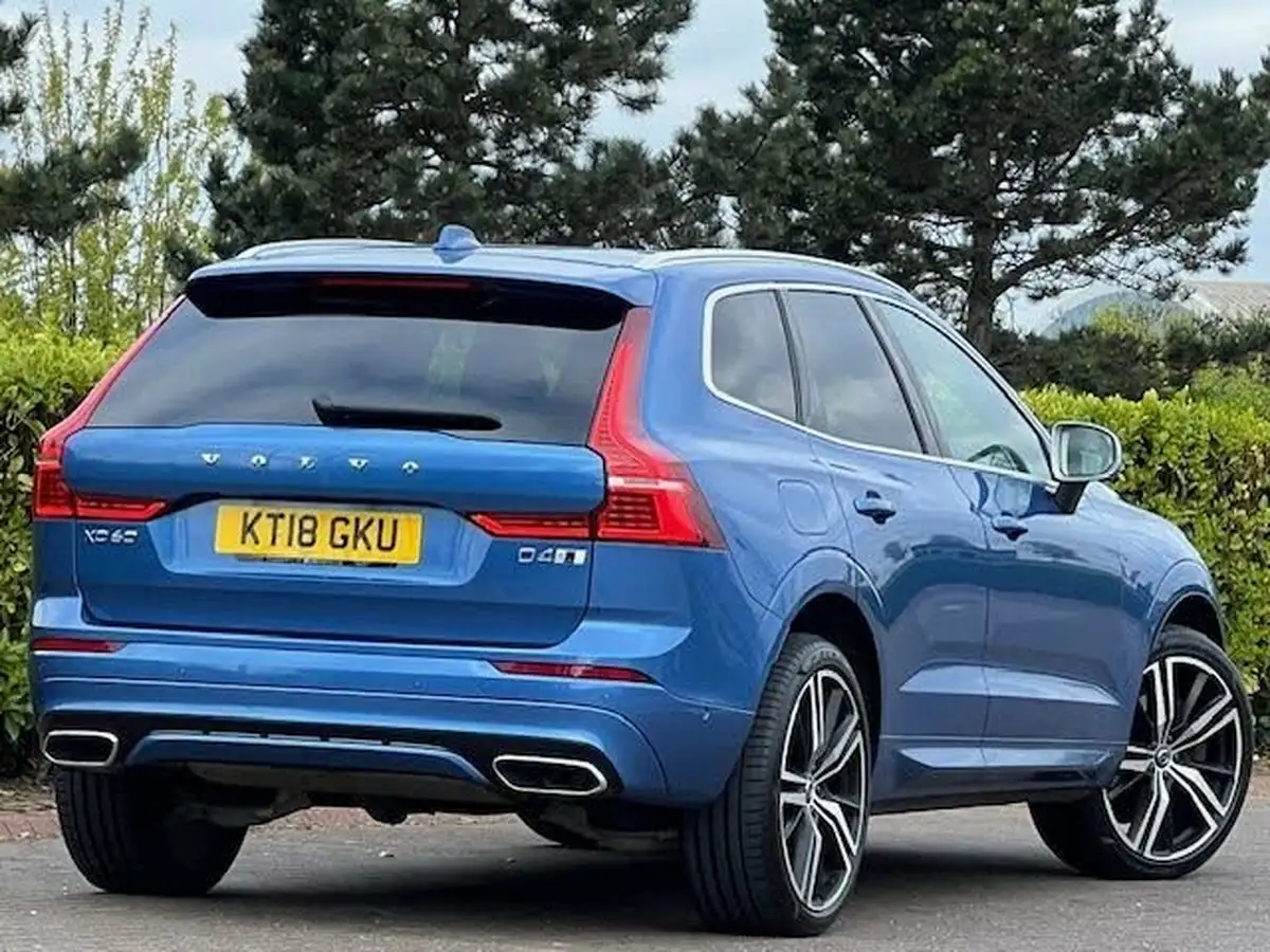 2018-volvo-xc60-20td-d4-r-design-pro-4x4-geartronic-big-10
