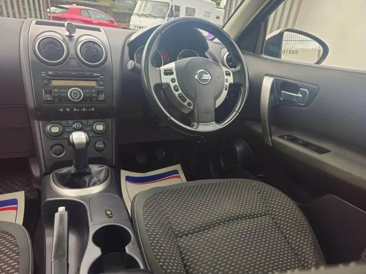2009-nissan-qashqai2-16-acenta-big-19