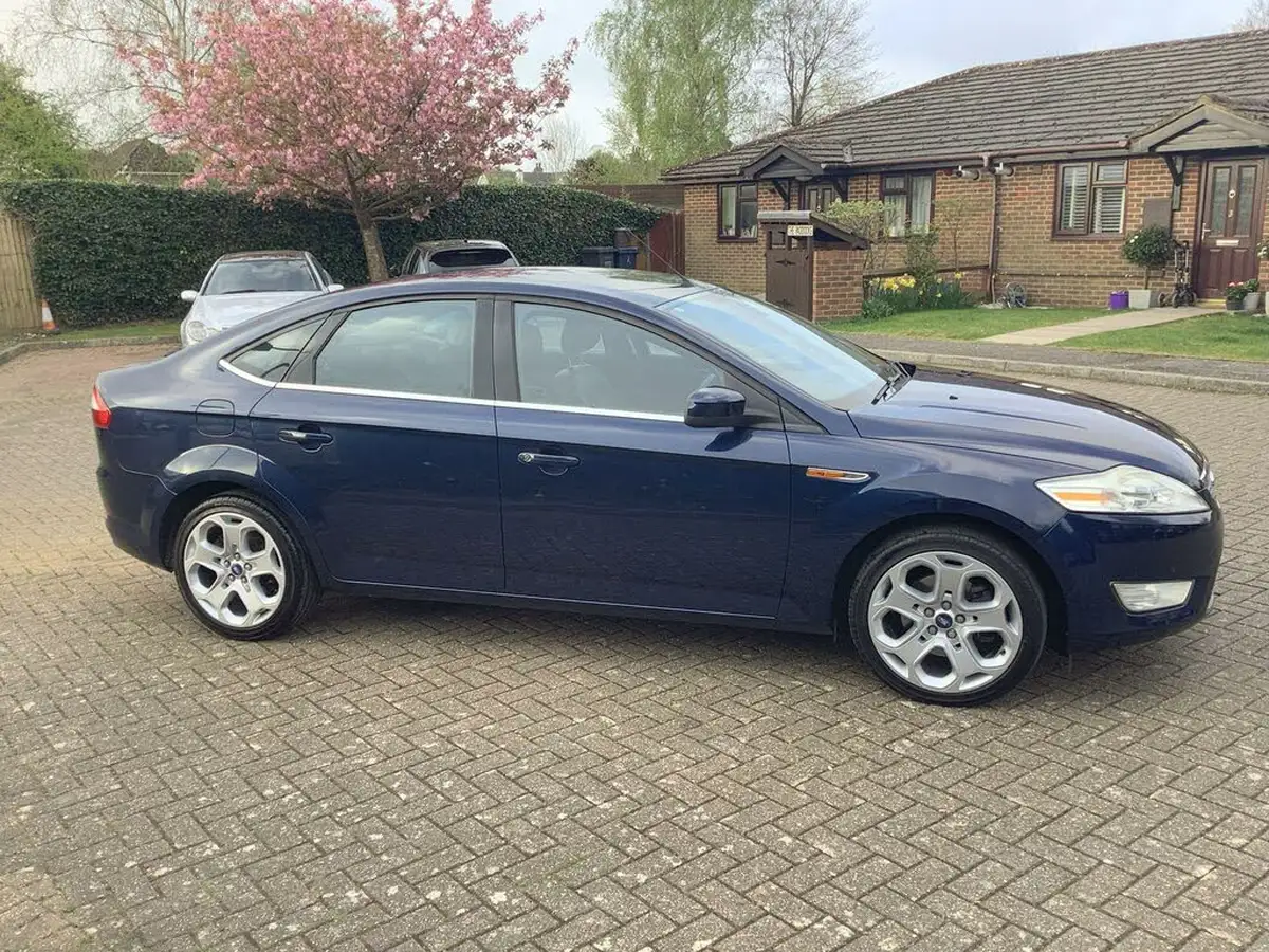 2009-ford-mondeo-22td-titanium-x-hatchback-5d-big-1
