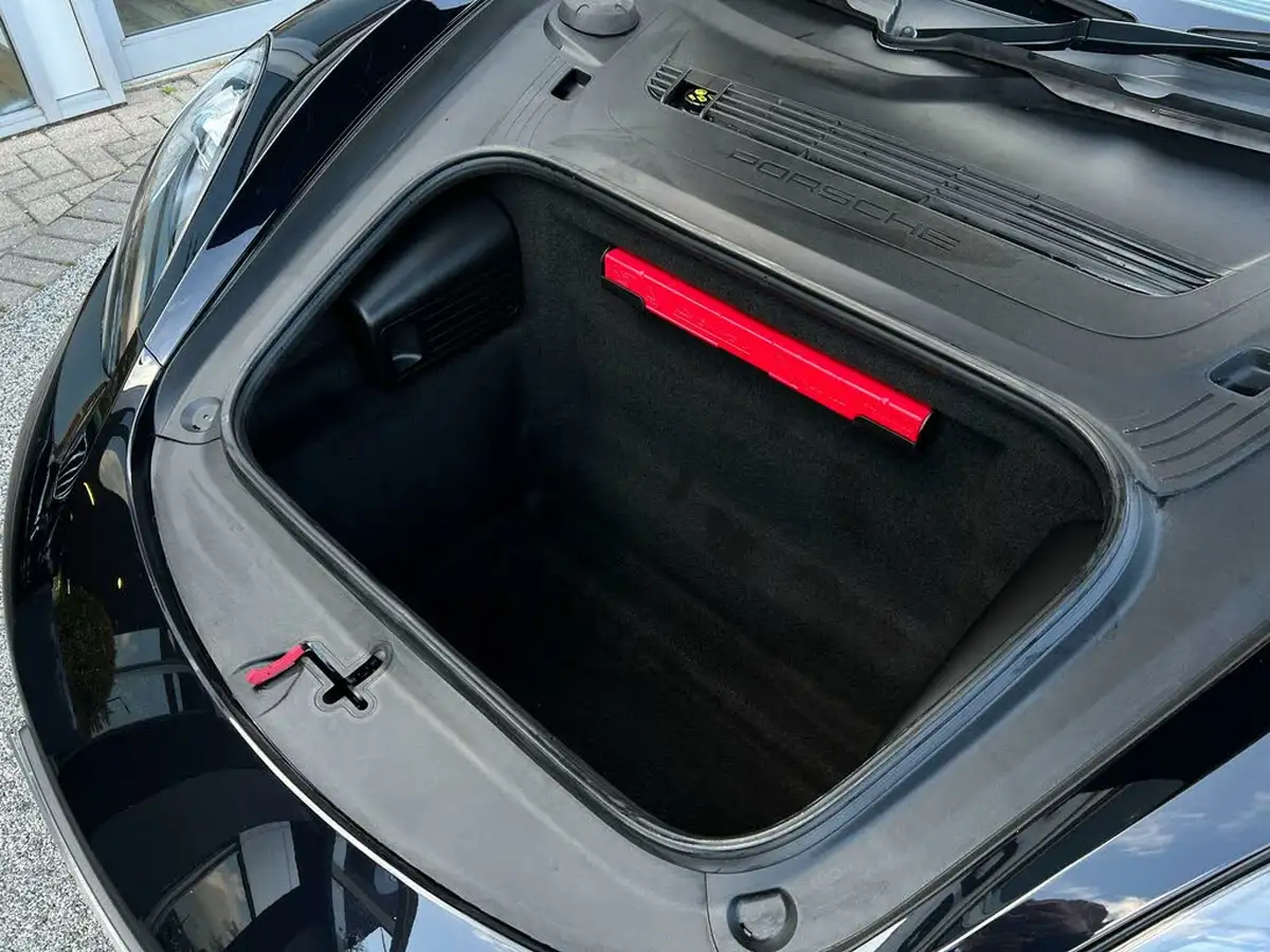 2022-porsche-boxster-718-big-50