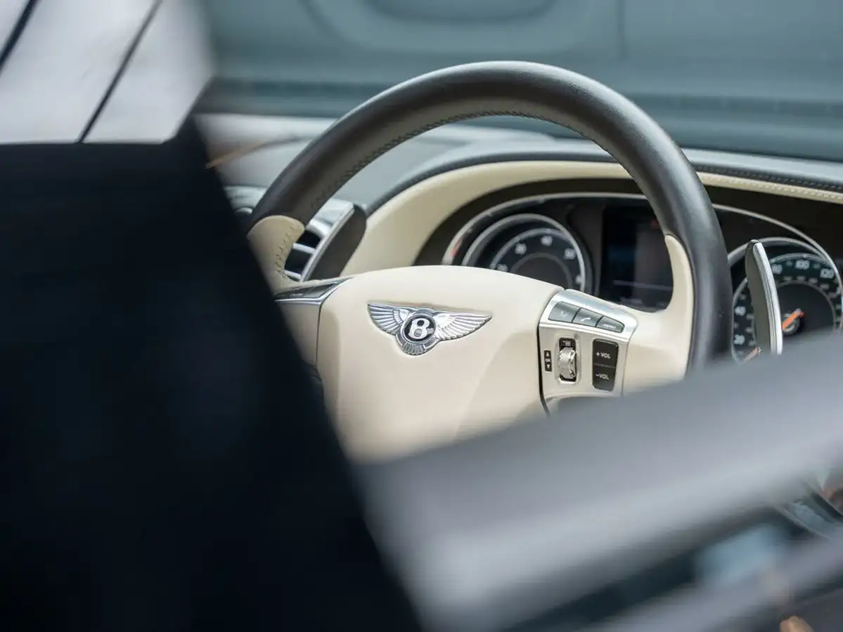 2016-bentley-flying-spur-60-big-32