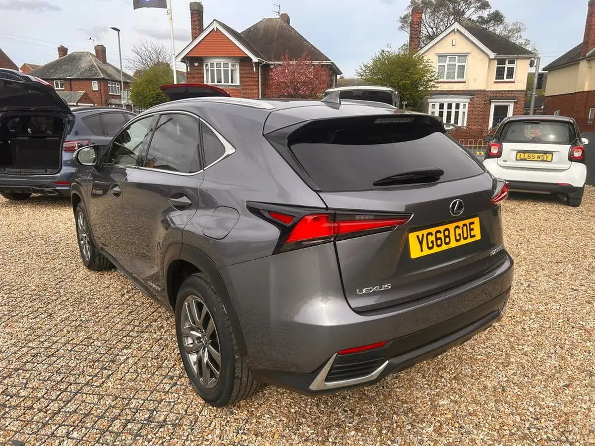 2018-lexus-nx-300h-25-luxury-p-navi-convenience-packpan-big-3