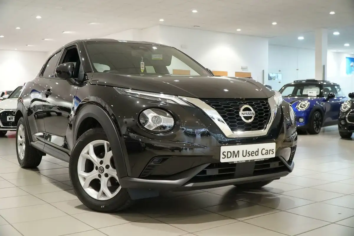 2022-nissan-juke-10-dig-t-n-connecta-big-4