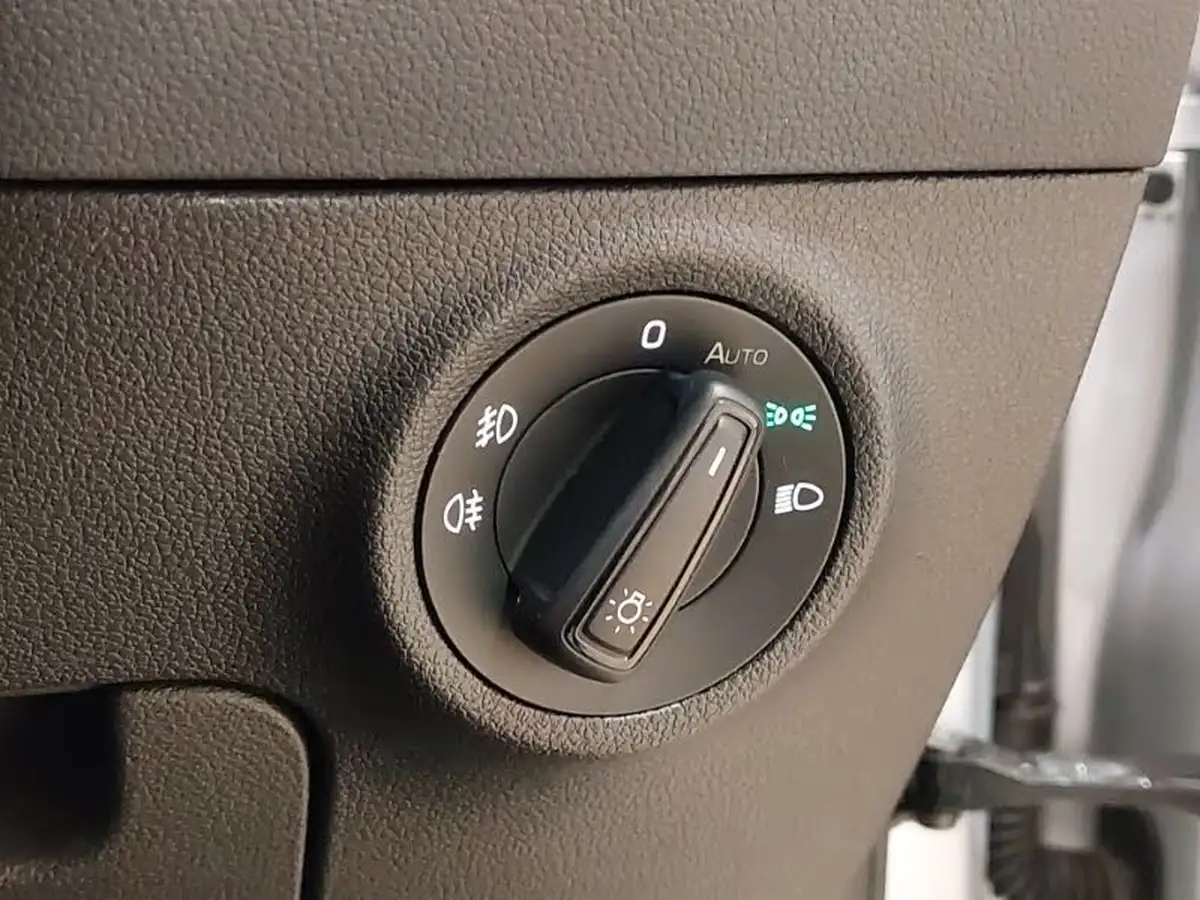 2020-skoda-karoq-16tdi-se-drive-dsg-big-18