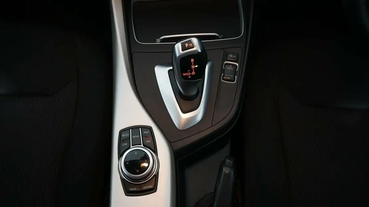 2018-bmw-1-series-15td-116d-se-business-5d-auto-big-15