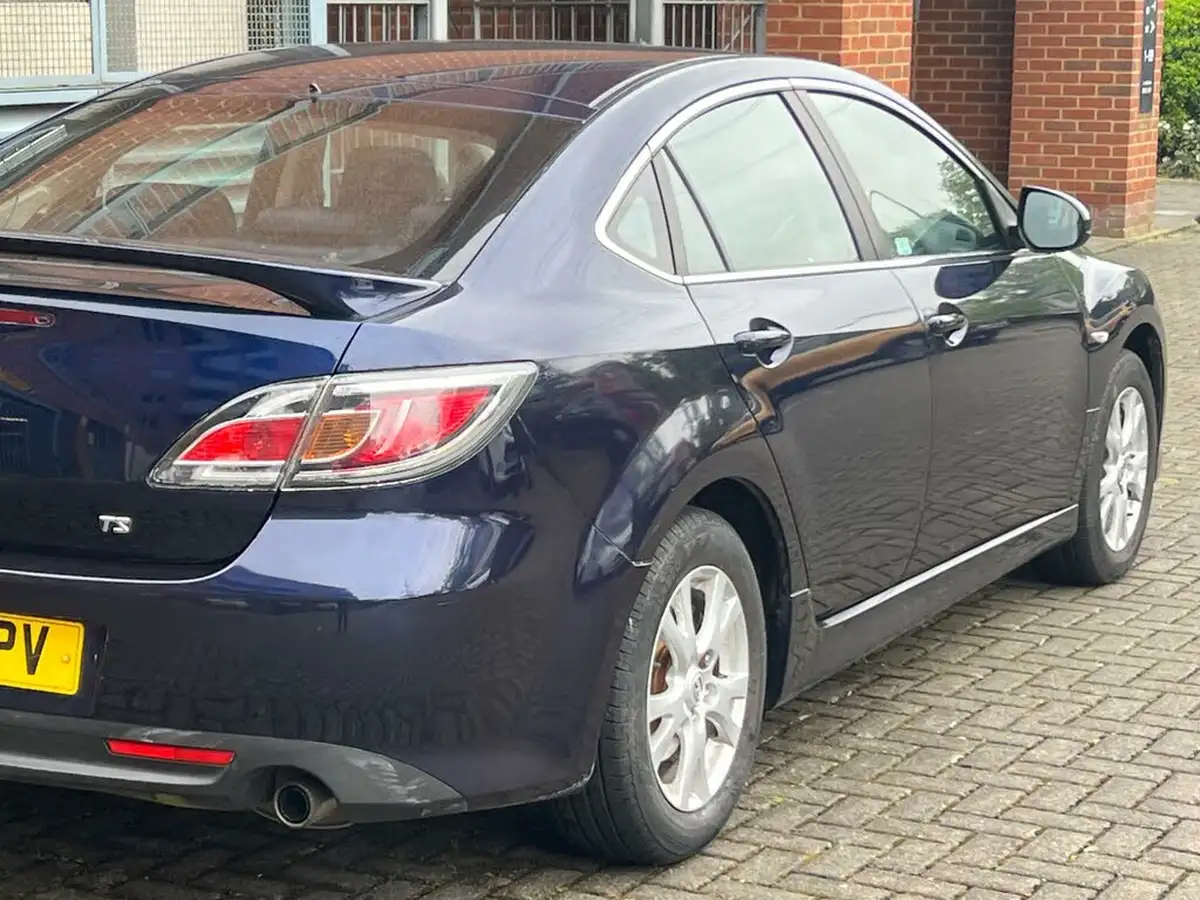 2012-mazda-mazda6-20-ts-hatchback-big-20
