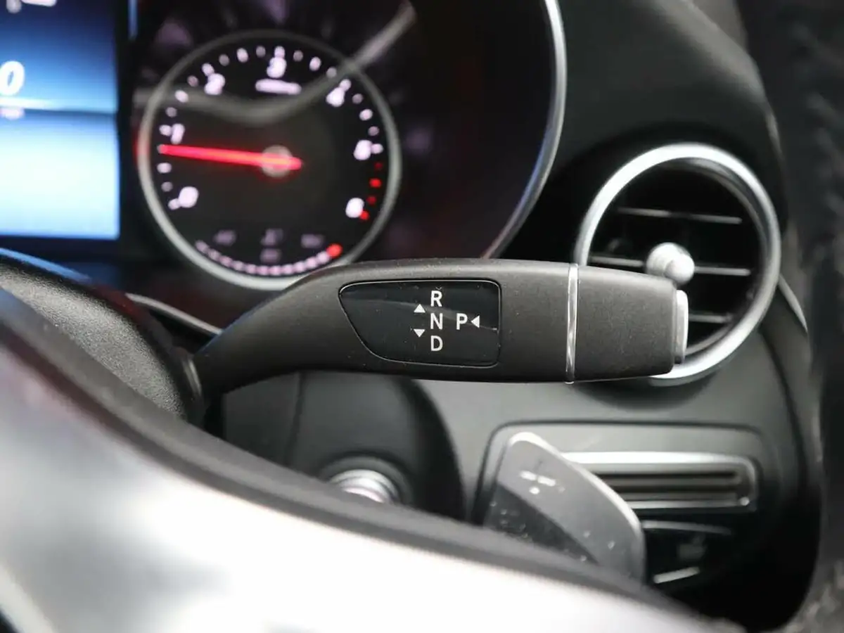 2019-mercedes-benz-c-class-20d-c220d-amg-line-ss-saloon-4d-big-23