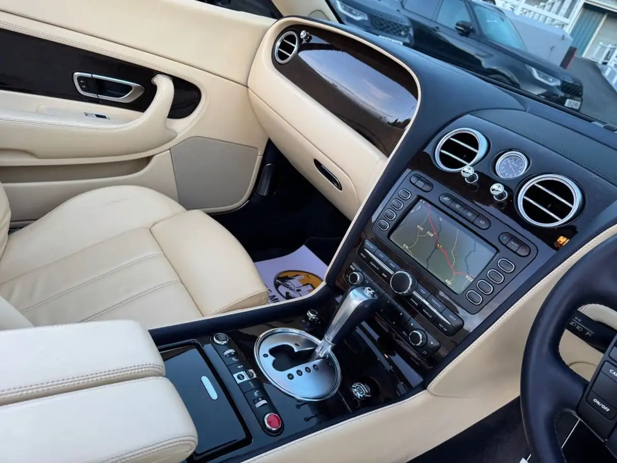 2007-bentley-continental-60-gtc-big-15
