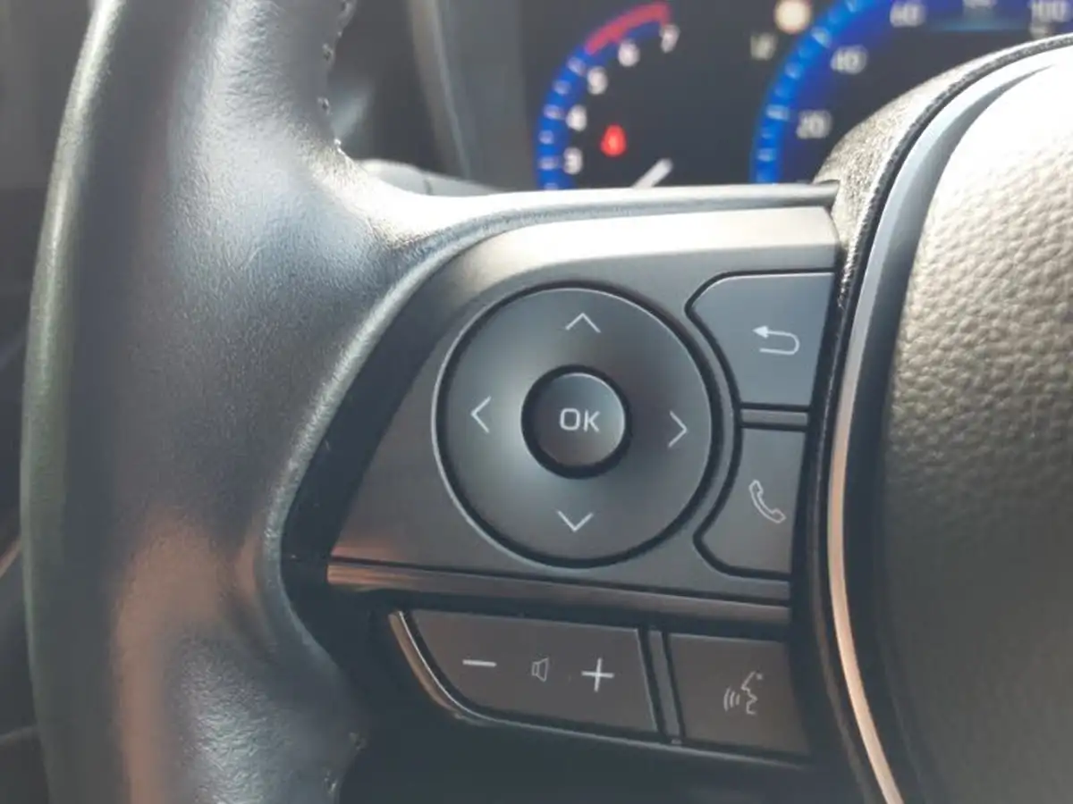 2022-suzuki-swace-18-sz5-big-16