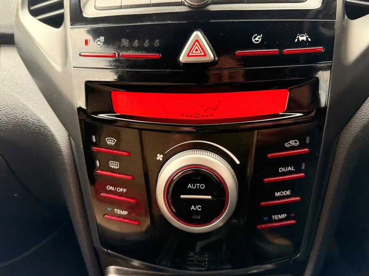 2019-kgm-ssangyong-tivoli-xlv-16td-ultimate-big-49