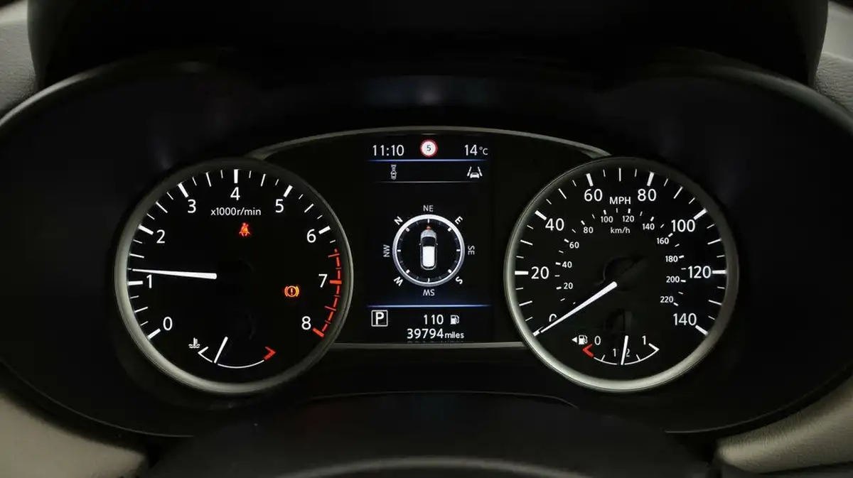 2021-nissan-micra-10-ig-t-acenta-cvt-big-10