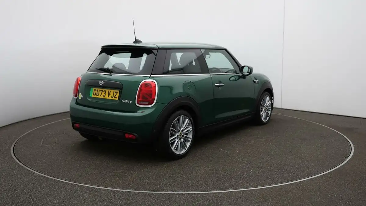 2023-mini-cooper-e-cooper-s-2-big-7